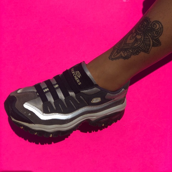 REFLECTIVE SKECHERS - Picture 2 of 6